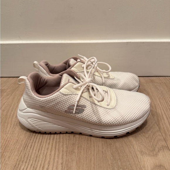Skechers Women's Cream Sneakers - Picture 8 of 11
